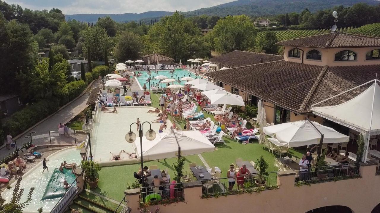Villa Norcenni Aparthotel Филине Валдарно Екстериор снимка